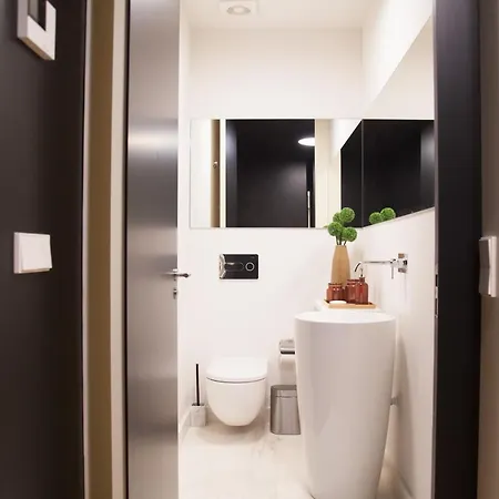 Flh Augusta's Arch Sophisticated Flat Διαμέρισμα *