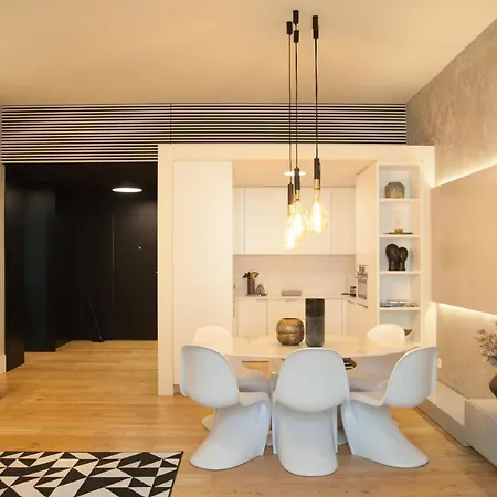 Апартаменты Flh Augusta's Arch Sophisticated Flat *